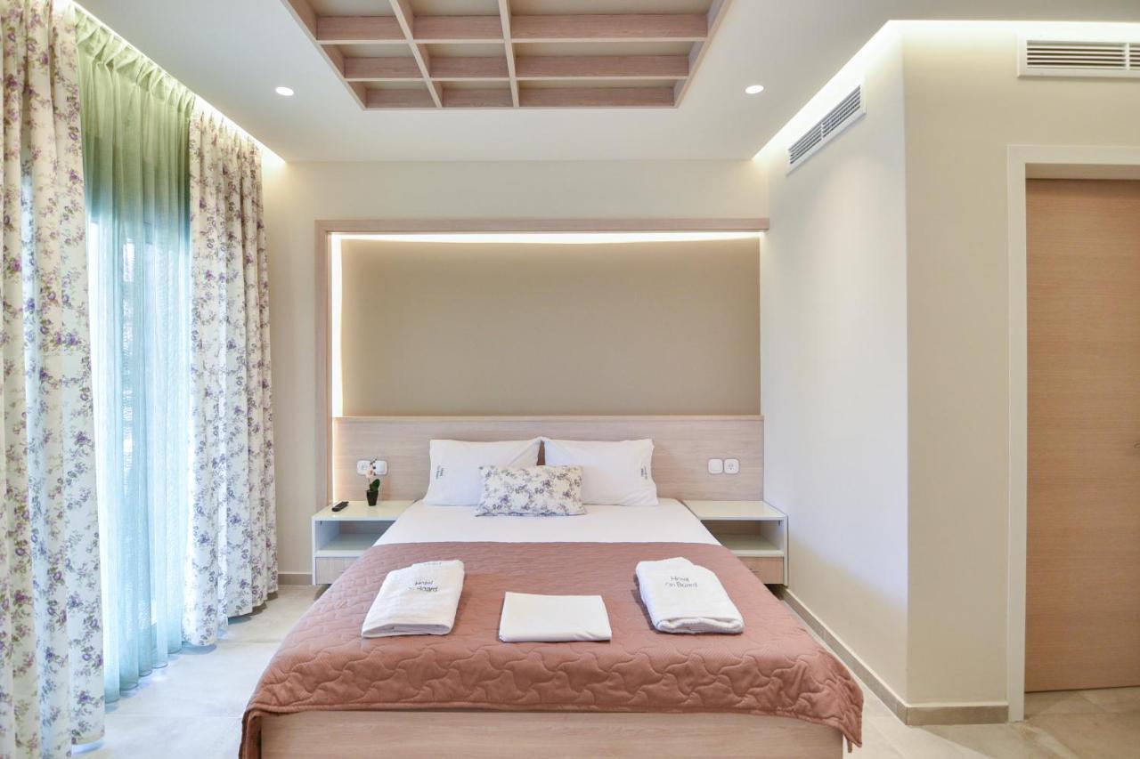 On Board Luxury Studios Sarti Bagian luar foto