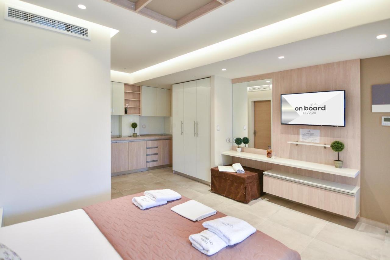 On Board Luxury Studios Sarti Bagian luar foto